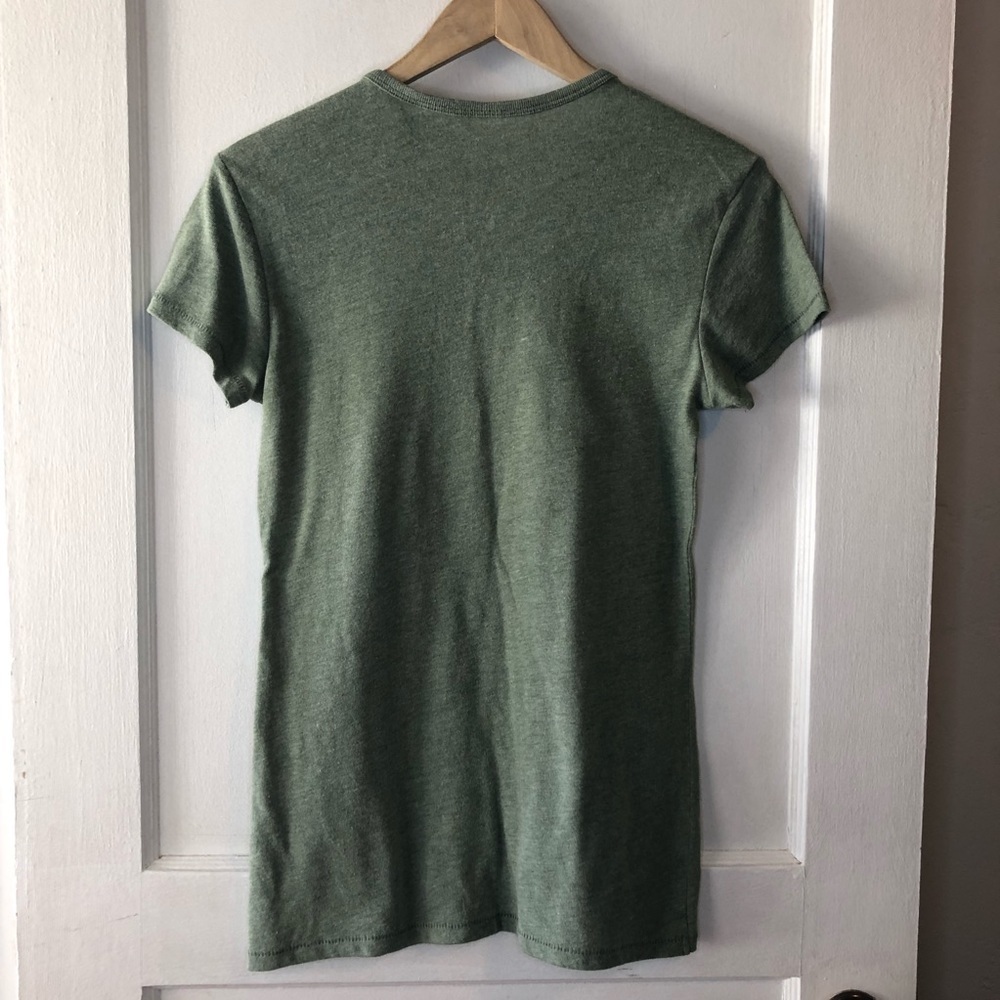 NWT Huntington Surf and Sport T-Shirt - Picture 3 of 3